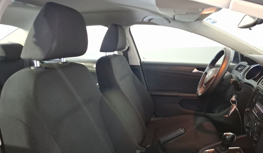 Volkswagen Jetta 2.0 TIP Sedan 2016