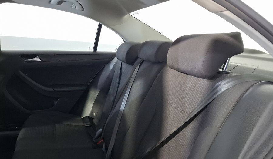 Volkswagen Jetta 2.0 TIP Sedan 2016