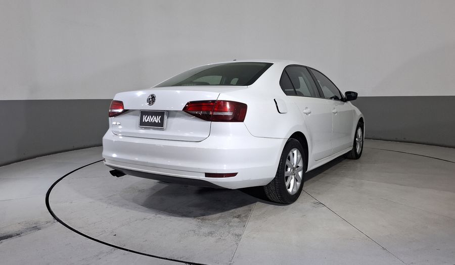 Volkswagen Jetta 2.0 TIP Sedan 2016