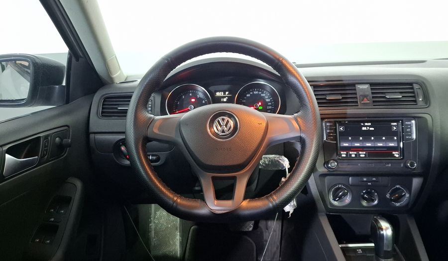 Volkswagen Jetta 2.0 TIP Sedan 2016