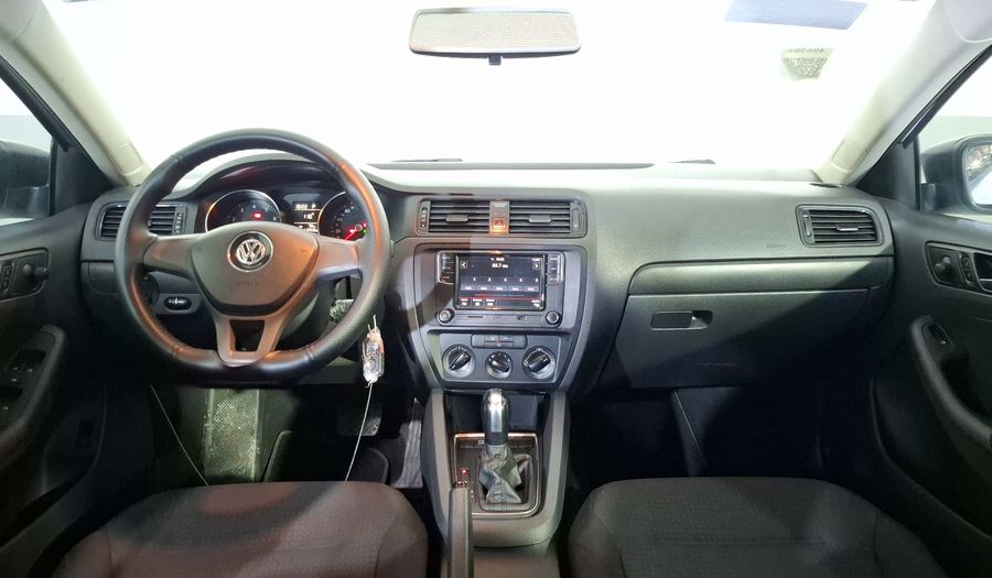 Volkswagen Jetta 2.0 TIP Sedan 2016
