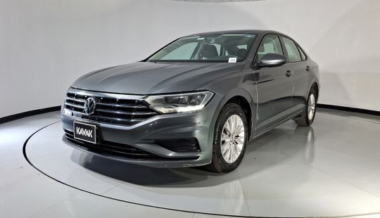 Volkswagen • Jetta