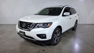 Nissan • Pathfinder