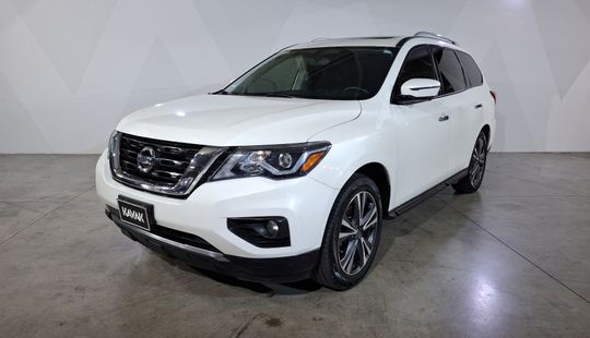 Nissan • Pathfinder