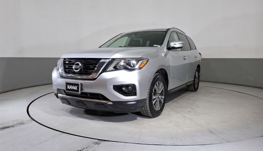 Nissan • Pathfinder