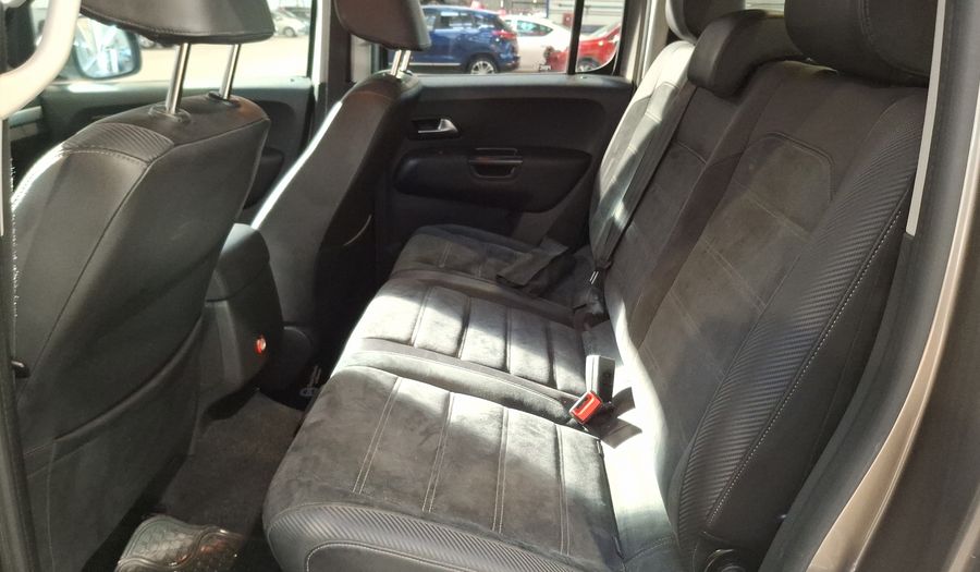Volkswagen Amarok 2.0 TDI HIGHLINE AUTO 4WD Pickup 2020