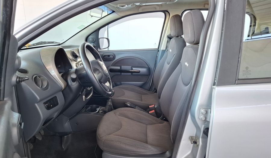 Fiat Uno 1.4 8V WAY 5P Hatchback 2013