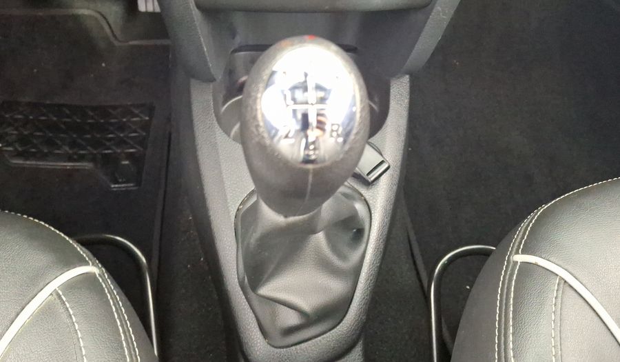 Renault Logan 1.6 INTENS MT Sedan 2023