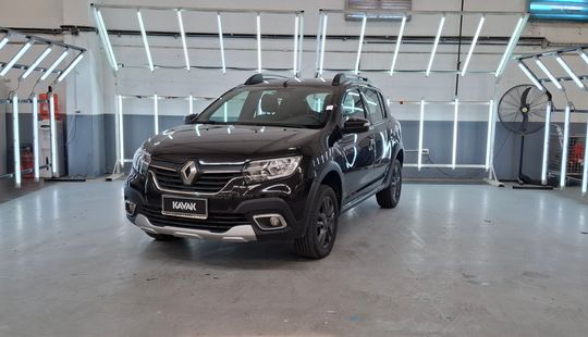 Renault • Sandero Stepway