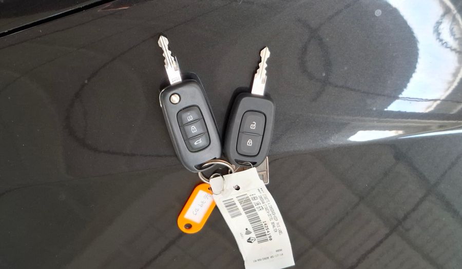 Renault Sandero Stepway 1.6 INTENS CVT Hatchback 2021