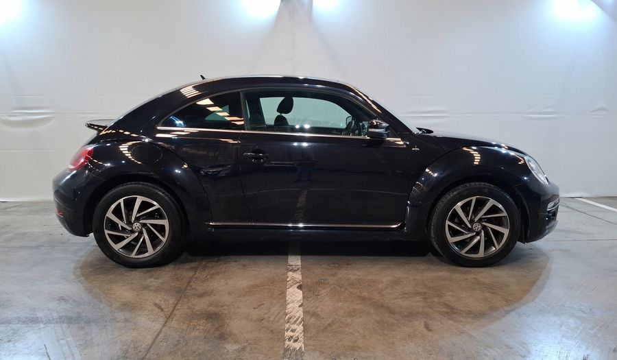 Volkswagen Beetle 2.5 SOUND AUTO Hatchback 2018