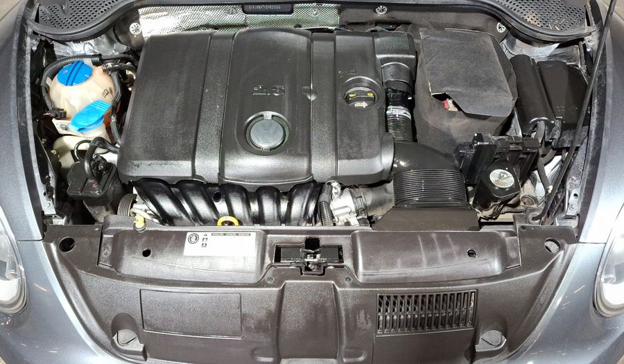 Volkswagen Beetle 2.5 SPORTLINE TIPTRONIC Hatchback 2016