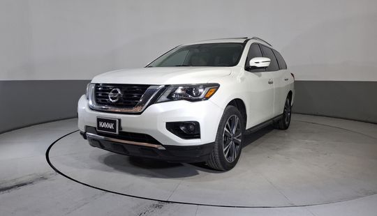 Nissan • Pathfinder