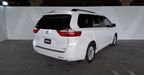 Toyota Sienna 3.5 XLE AT Minivan 2016