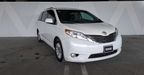 Toyota Sienna 3.5 XLE AT Minivan 2016