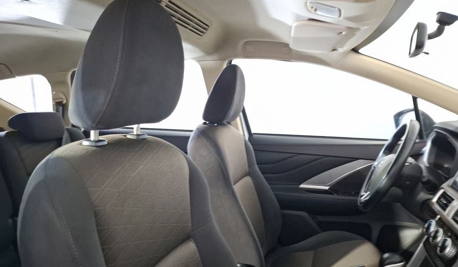 Mitsubishi Xpander 1.5 LIMITED AUTO Minivan 2023