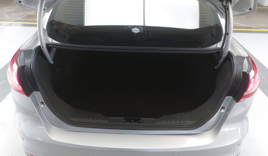 Ford Focus 2.0 SE SEDAN AT Sedan 2019