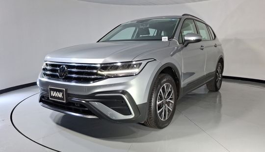 Volkswagen • Tiguan