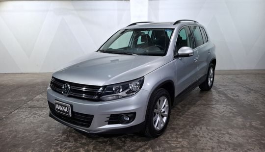 Volkswagen • Tiguan