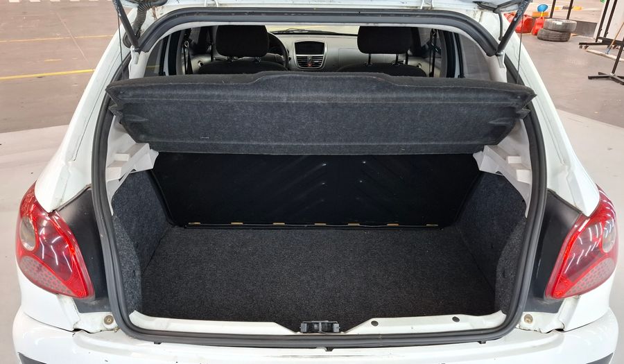 Peugeot 207 1.4 XR COMPACT Hatchback 2011