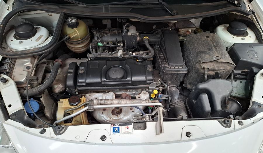 Peugeot 207 1.4 XR COMPACT Hatchback 2011