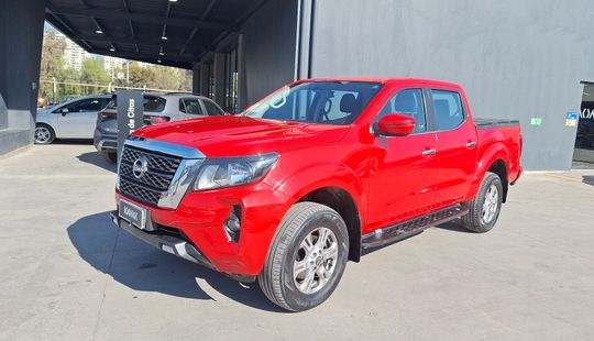 Nissan • Navara