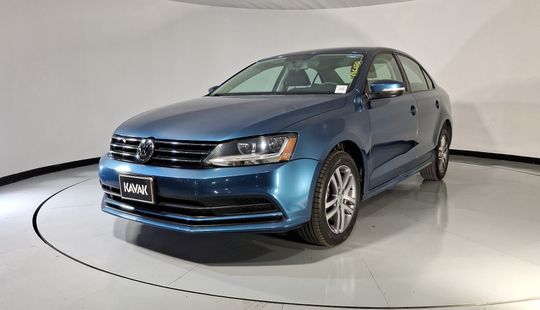 Volkswagen • Jetta