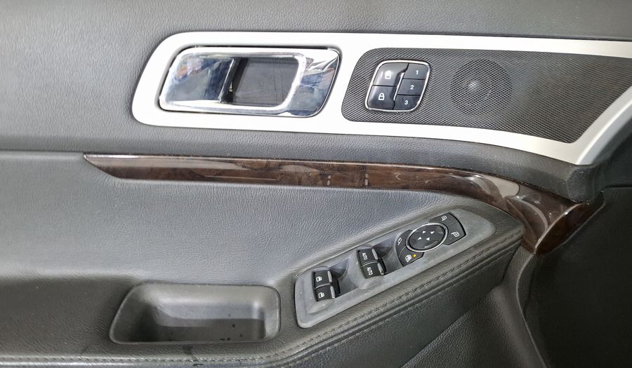 Ford Explorer 3.5 LIMITED V6 4X2 AT Suv 2015