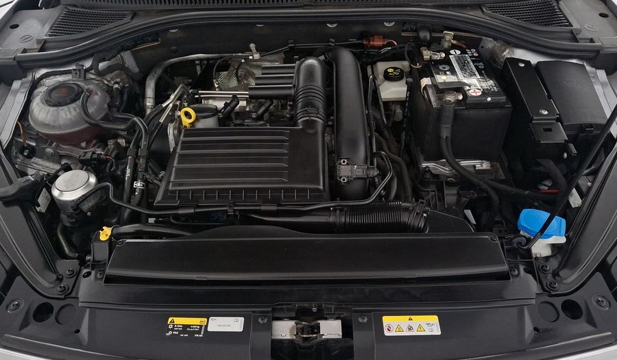 Volkswagen Jetta 1.4 TRENDLINE AUTO Sedan 2021