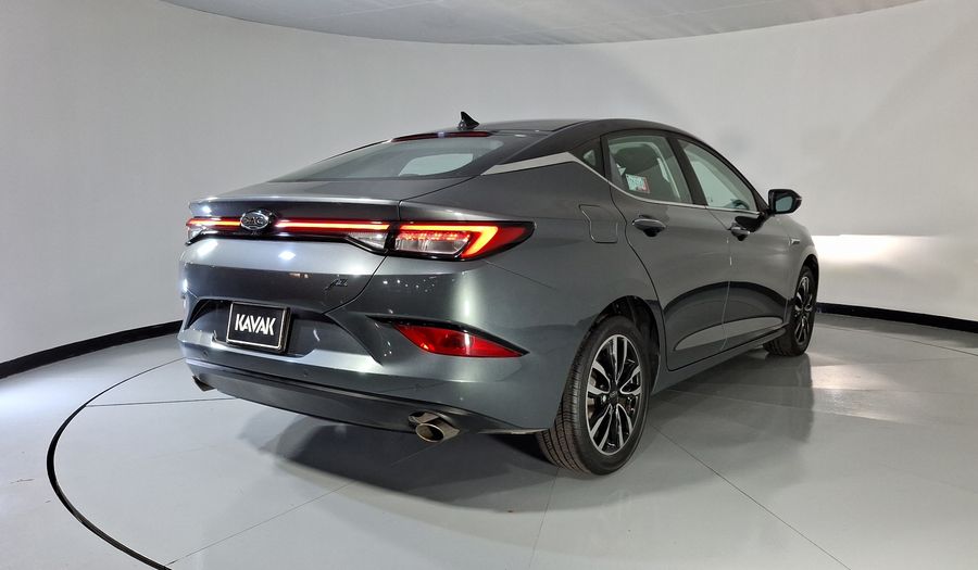 Jac J7 1.5 QUANTUM CVT Hatchback 2021