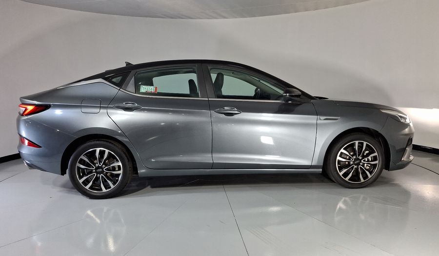 Jac J7 1.5 QUANTUM CVT Hatchback 2021