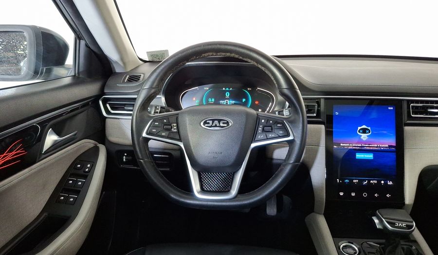 Jac J7 1.5 QUANTUM CVT Hatchback 2021