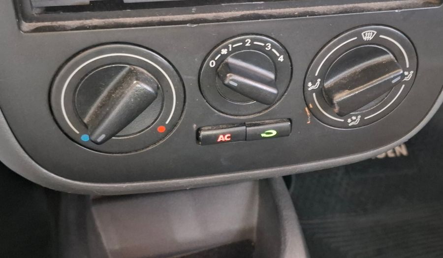 Volkswagen Gol 1.6 POWER (+DA+AA) Hatchback 2011