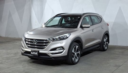 Hyundai • Tucson