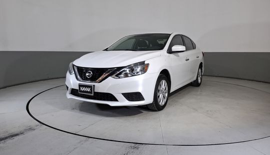 Nissan • Sentra