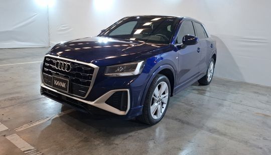 Audi • Q2