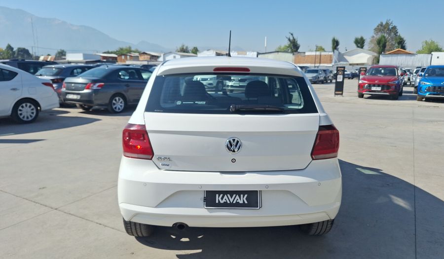 Volkswagen Gol 1.6 HIGHLINE Hatchback 2022