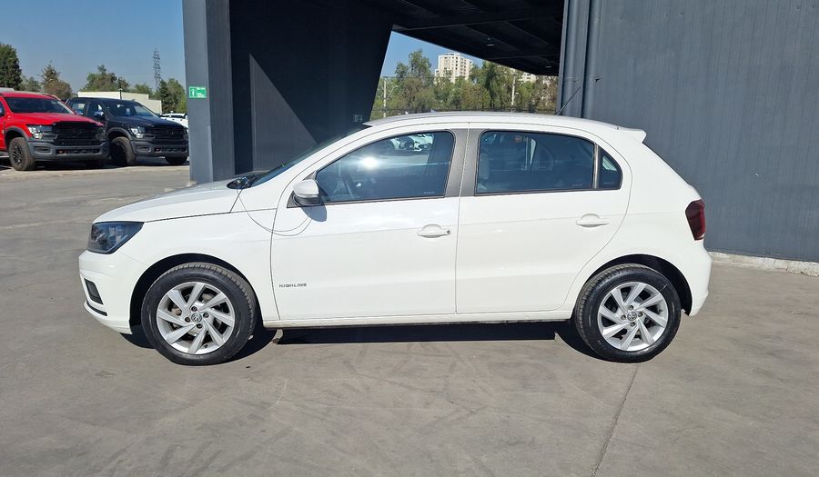 Volkswagen Gol 1.6 HIGHLINE Hatchback 2022