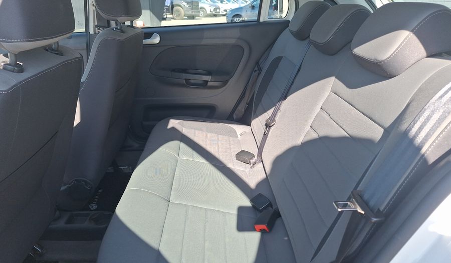Volkswagen Gol 1.6 HIGHLINE Hatchback 2022