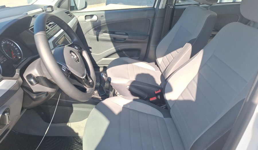 Volkswagen Gol 1.6 HIGHLINE Hatchback 2022