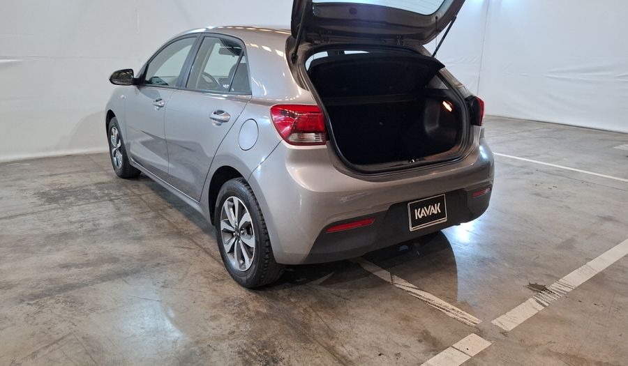 Kia Rio 1.6 LX Hatchback 2021