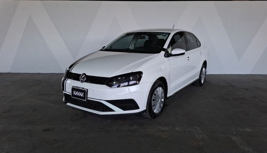 Volkswagen • Vento