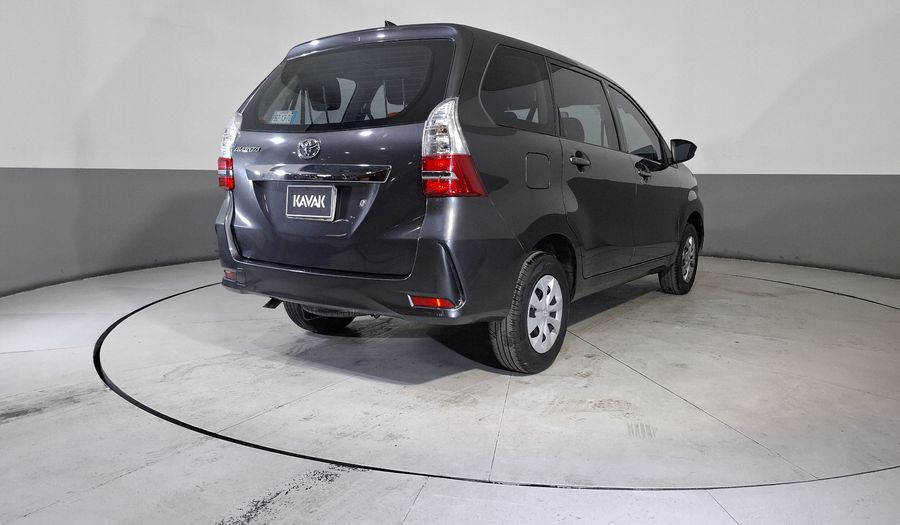 Toyota Avanza 1.5 LE Minivan 2021