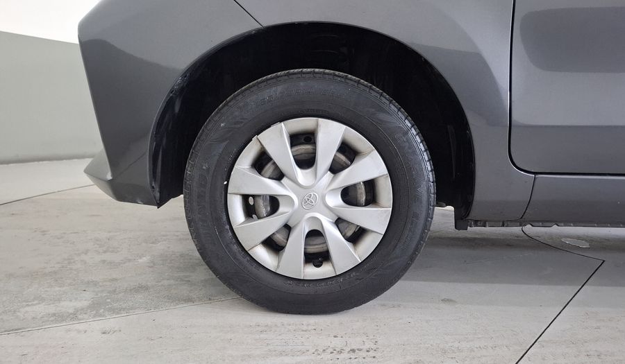 Toyota Avanza 1.5 LE Minivan 2021