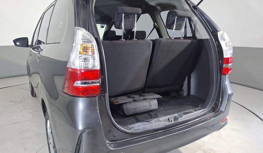 Toyota Avanza 1.5 LE Minivan 2021