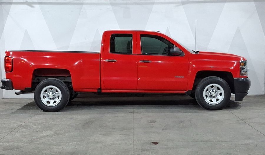 Chevrolet Silverado 2500 5.3 LS CAB EXT A AUTO Pickup 2018