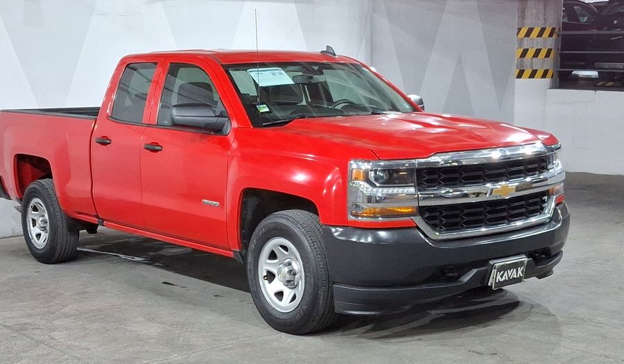 Chevrolet Silverado 2500 5.3 LS CAB EXT A AUTO Pickup 2018