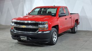 Chevrolet • Silverado 2500