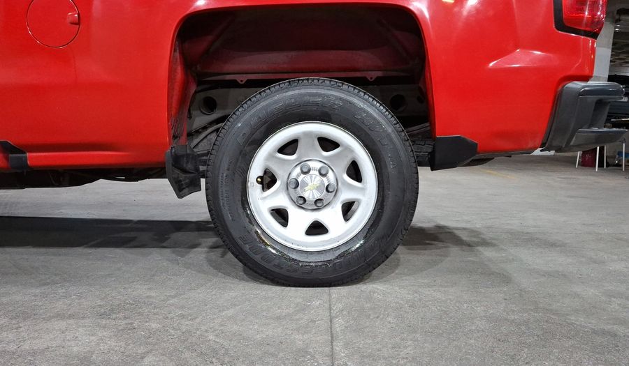 Chevrolet Silverado 2500 5.3 LS CAB EXT A AUTO Pickup 2018