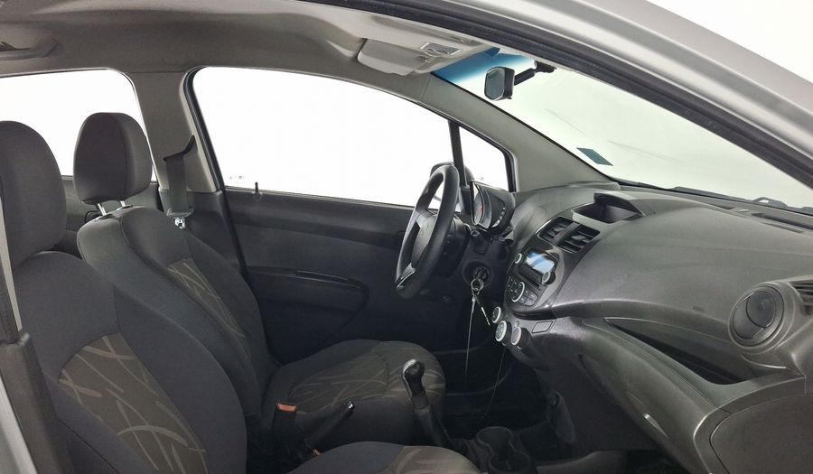 Chevrolet Spark 1.2 LT B MT Hatchback 2015